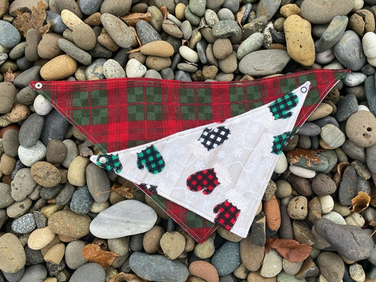 Standard Flannel Pet Bandanna - Christmas Mittens