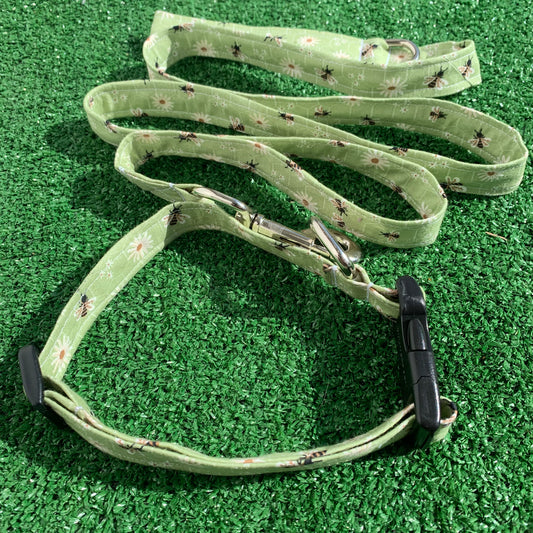 Quick Release Pet Collar - Green Bees